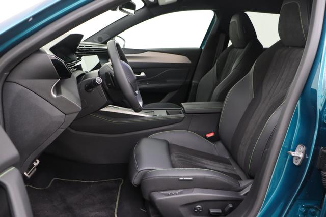 Peugeot 408 GT Hybrid 145 e-DSC6 