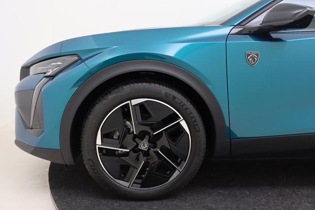 Peugeot 408 GT Hybrid 145 e-DSC6 
