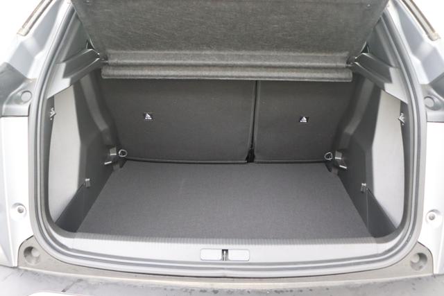 Peugeot 2008 Style Hybrid 145 e-DSC6 