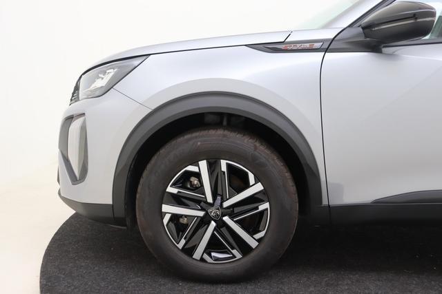 Peugeot 2008 Style Hybrid 145 e-DSC6 