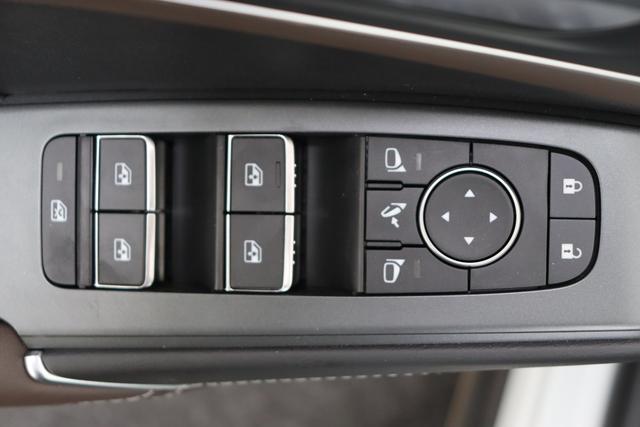 Nissan Qashqai Tekna 1,3 158 hp CVT 2WD 