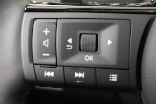 Nissan Qashqai Tekna 1,3 158 hp CVT 2WD 