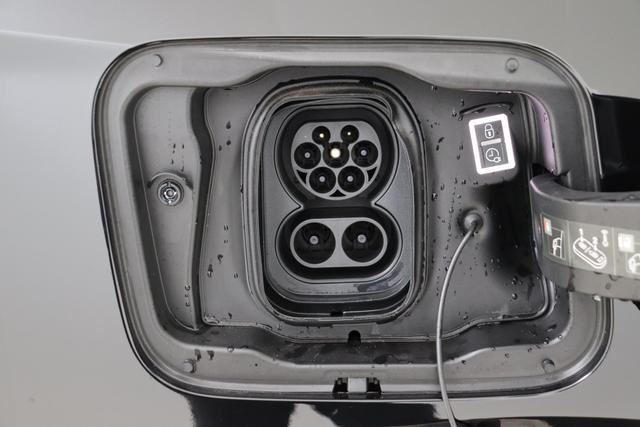 Peugeot E-408 GT 58 kWh Electric 214 hp Auto 