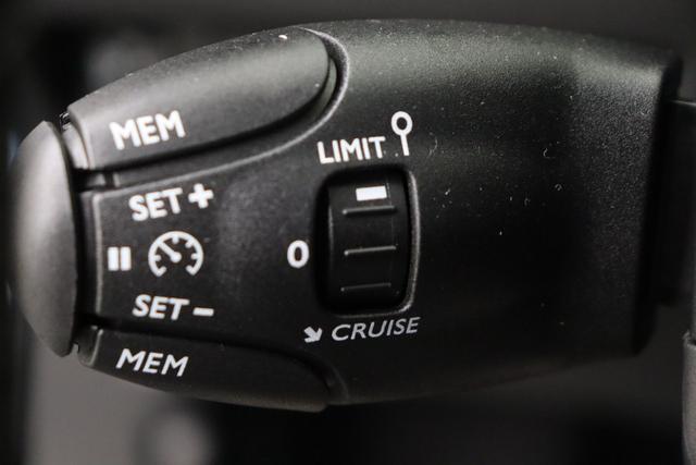 Peugeot 2008 Allure 1.2 Turbo 100 hp Man.6 