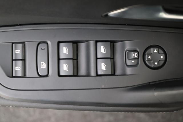 Peugeot 408 Allure 1.2 Turbo 130 hp EAT8 