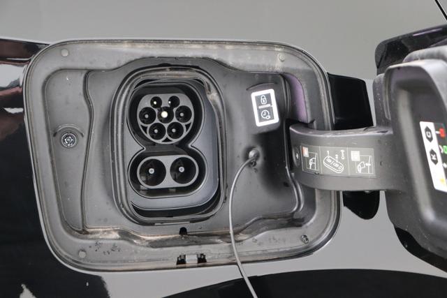 Peugeot E-408 Allure 58 kWh Electric 214 hp Auto 