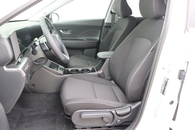 Hyundai KONA Feel 1.6 Gdi HEV 138 hp 6DCT 