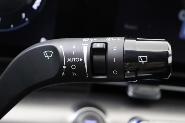 Hyundai KONA Feel 1.6 Gdi HEV 138 hp 6DCT 