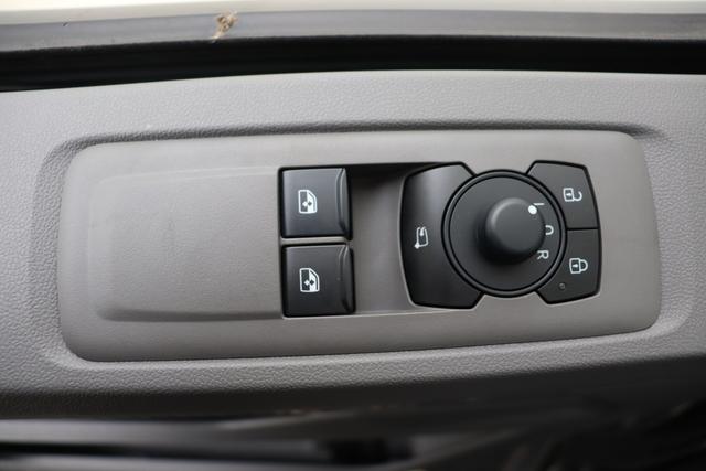 Volkswagen Transporter 6.1 Kastenwagen T7 Fourgon 3500 mm 2,0 TDI 170 hp Aut. 