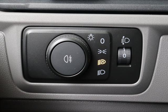 Volkswagen Transporter 6.1 Kastenwagen T7 Fourgon 3500 mm 2,0 TDI 170 hp Aut. 