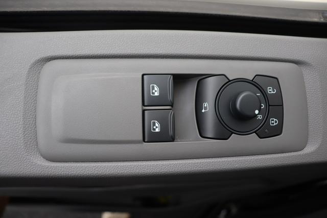 Volkswagen Transporter 6.1 Kastenwagen T7 Fourgon 3500 mm 2,0 TDI 170 hp Aut. 