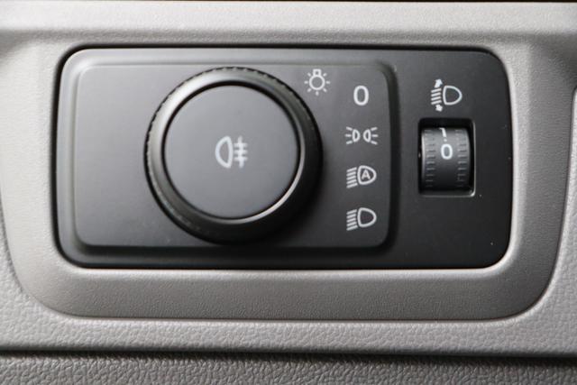 Volkswagen Transporter 6.1 Kastenwagen T7 Fourgon 3500 mm 2,0 TDI 170 hp Aut. 