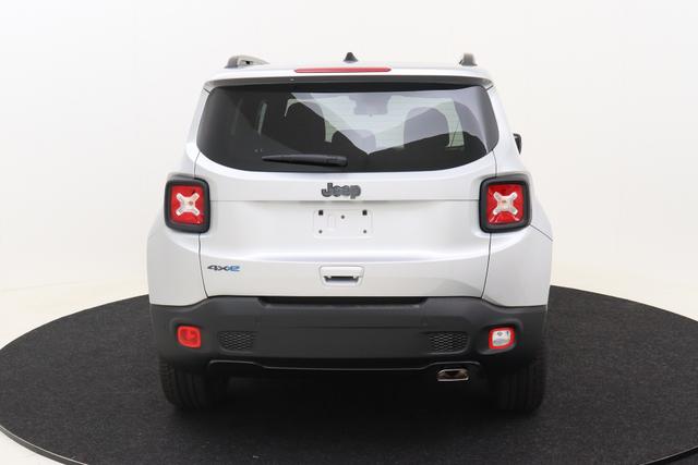 Jeep Renegade 1,3 T4 4Xe At6 
