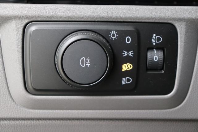 Volkswagen Transporter 6.1 Kastenwagen T7 Fourgon 3100 mm 2,0 TDI 150 hp Aut. 