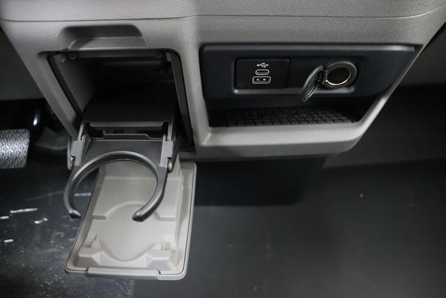 Volkswagen Transporter 6.1 Kastenwagen T7 Fourgon 3100 mm 2,0 TDI 150 hp Aut. 