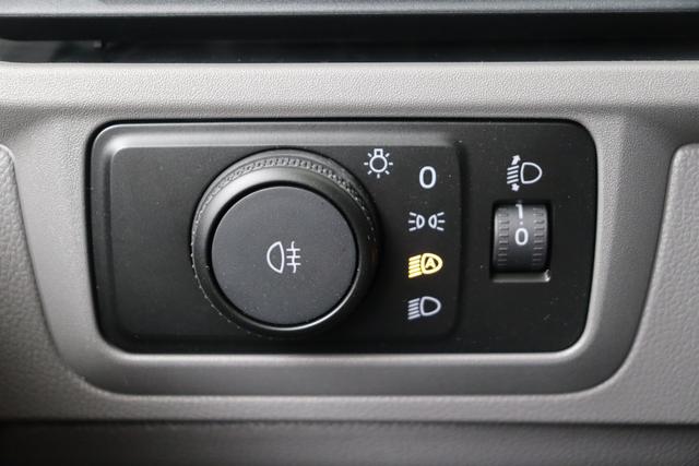 Volkswagen Transporter 6.1 Kastenwagen T7 Fourgon 3100 mm 2,0 TDI 150 hp Aut. 