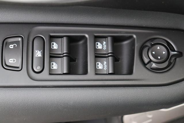 Jeep Renegade 1,3 T4 4Xe At6 