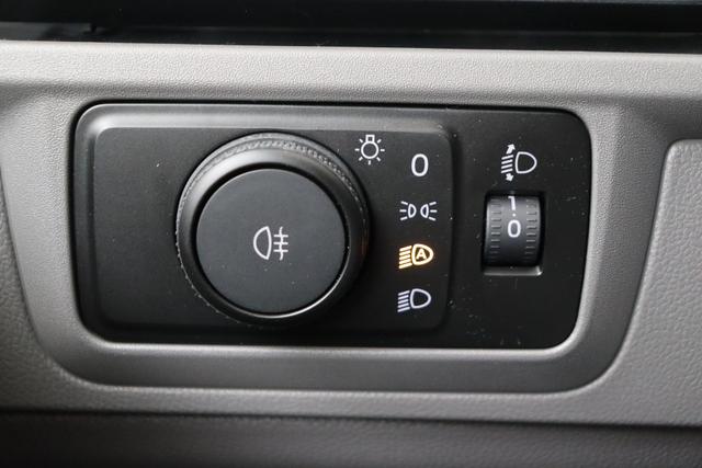 Volkswagen Transporter 6.1 Kastenwagen T7 Fourgon 3100 mm 2,0 TDI 150 hp Aut. 