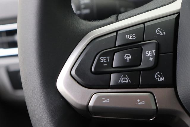 Volkswagen Transporter 6.1 Kastenwagen T7 Double cabine 3500 mm 2,0 TDI 170 hp Aut. 