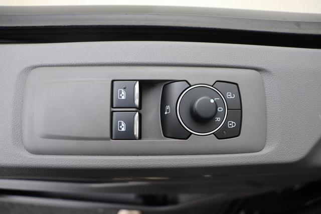 Volkswagen Transporter 6.1 Kastenwagen T7 Double cabine 3500 mm 2,0 TDI 170 hp Aut. 