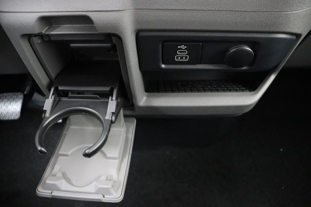 Volkswagen Transporter 6.1 Kastenwagen T7 Double cabine 3500 mm 2,0 TDI 170 hp Aut. 