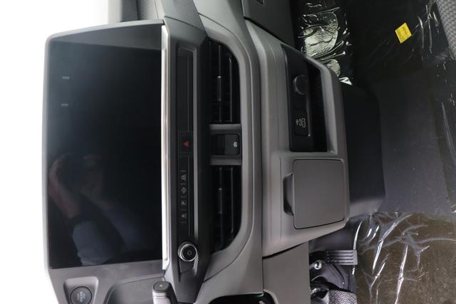 Volkswagen Transporter 6.1 Kastenwagen T7 LWB 3,3t 4Motion 2.0 TDI DSG 170 hp 