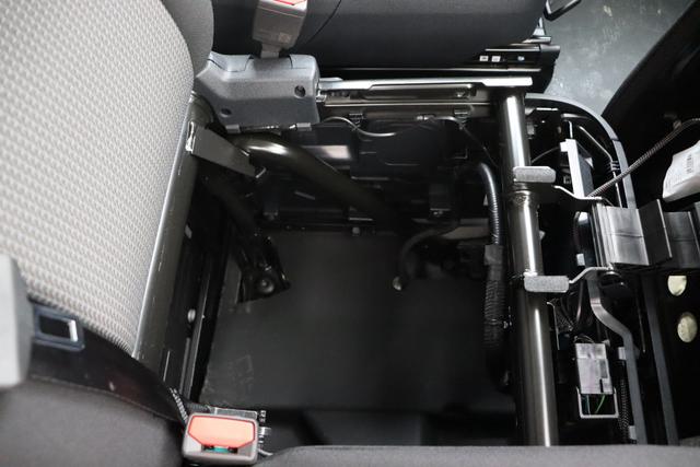 Volkswagen Transporter 6.1 Kastenwagen T7 LWB 3,1t 2.0 TDI DSG 170 hp 