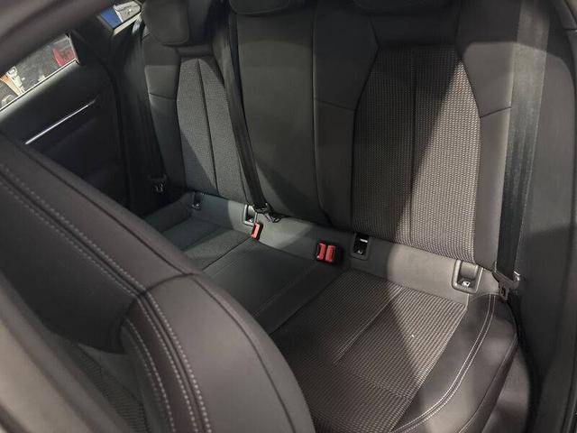 Audi A3 Sportback S line 2.0L TDI 150 (S tronic 7) 