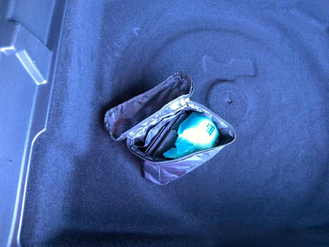 Peugeot 3008 Allure Hybrid 136 (e-DCS6), 1.2L 