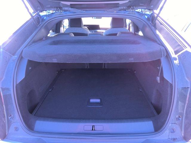 Peugeot 3008 Allure Hybrid 136 (e-DCS6), 1.2L 