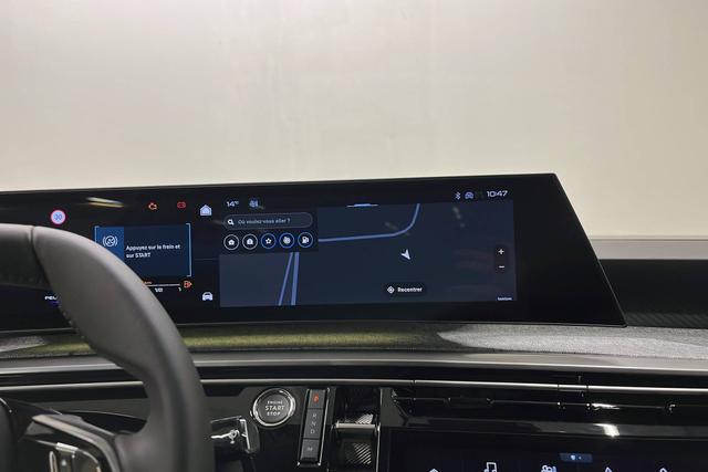 Peugeot 3008 Allure Hybrid 136 e-DCS6 (1.2L) 