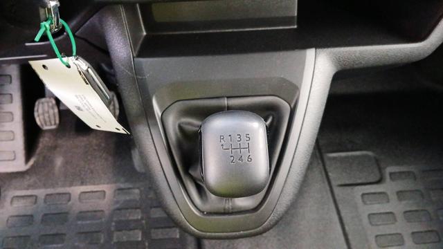 Peugeot Expert Kastenwagen FOURGON FGN M BLUEHDI 145 BVM6 