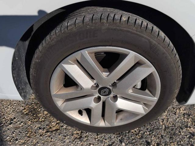 Renault Clio Evolution 1.5L Blue dCi 100 hp 