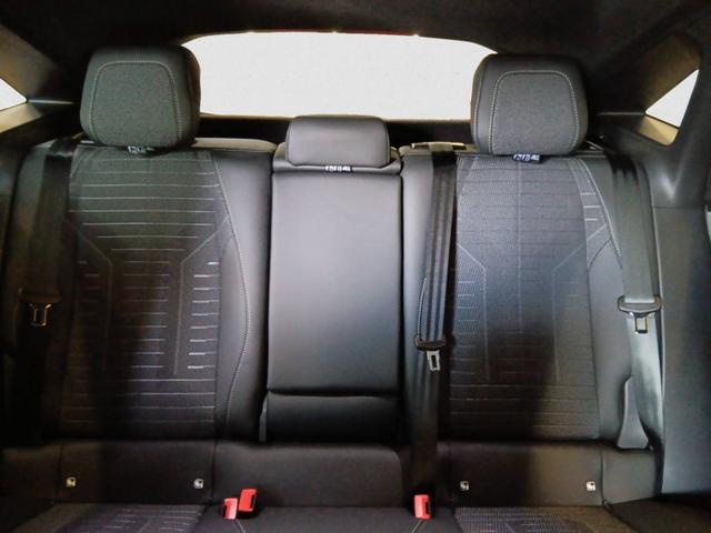 Peugeot 3008 GT Hybrid 145 (e-DCS6) 1.2L 