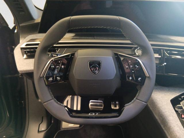 Peugeot 3008 GT Hybrid 145 (e-DCS6) 1.2L 