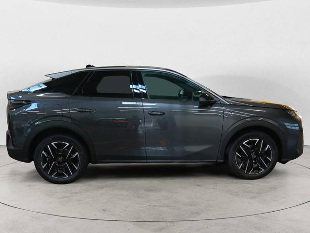 Peugeot 3008 GT Hybrid 145 (e-DCS6) 1.2L 