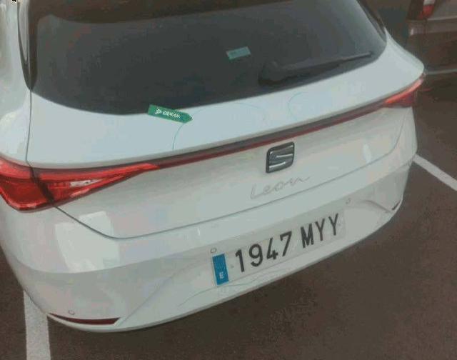 Seat Leon Style 1.5L TSI 115 (Manual 6-speed) 