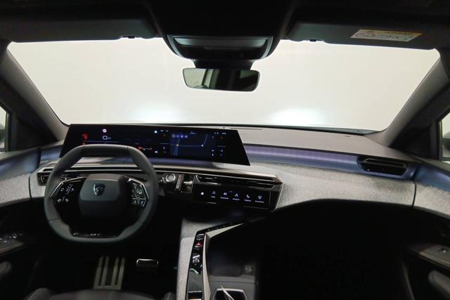 Peugeot 3008 GT Hybrid 145 (e-DCS6) 