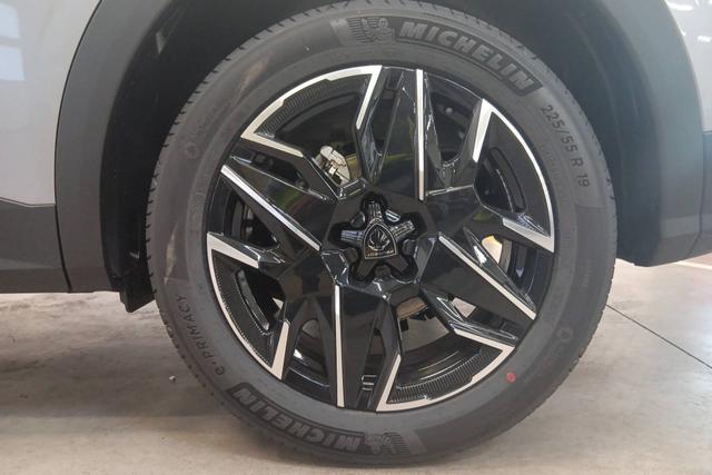 Peugeot 3008 GT NOUVEAU Hybrid 145 e-DCS6 