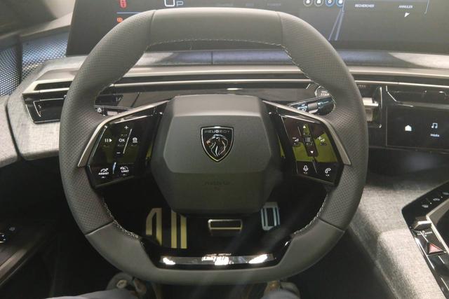 Peugeot 3008 GT NOUVEAU Hybrid 145 e-DCS6 