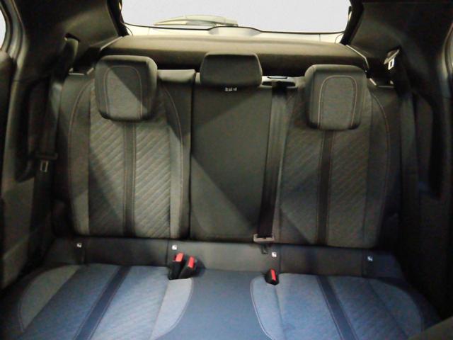 Peugeot 2008 Allure 1.2L (1199cc) gasoline, 100 hp, S&S, 6-speed manual 