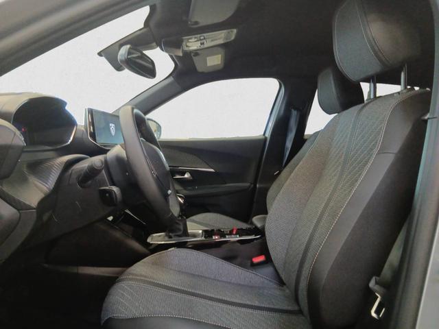 Peugeot 2008 Allure 1.2L (1199cc) gasoline 100 hp S&S, 6-speed manual 