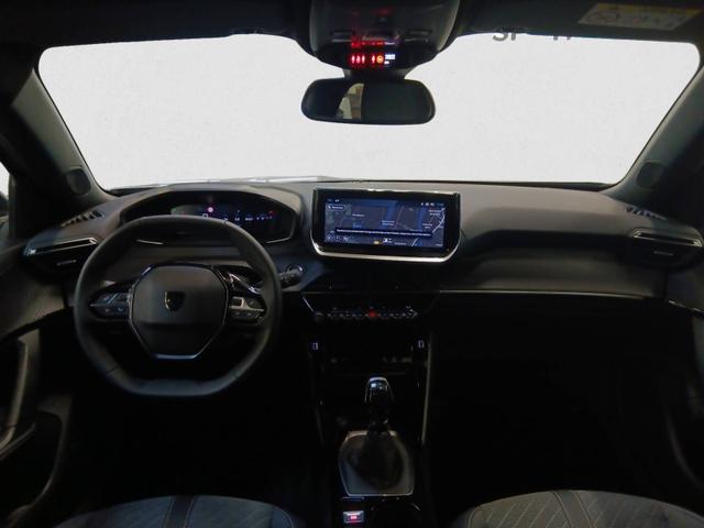 Peugeot 2008 Allure 1.2L (1199cc) gasoline 100 hp S&S, 6-speed manual 