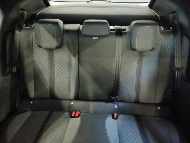 Peugeot 2008 Allure 1.2L (1199cc) gasoline 100 hp S&S, 6-speed manual 