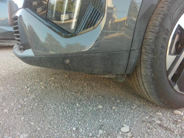 Peugeot 2008 Allure 1.2L (1199cc) gasoline 100 hp S&S, 6-speed manual 