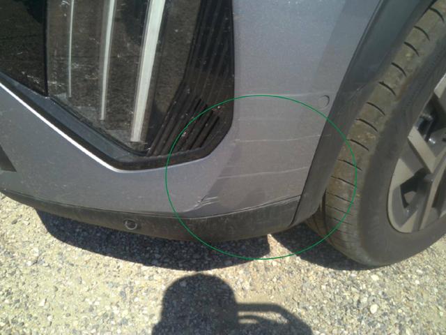 Peugeot 2008 Allure 1.2L (1199cc) gasoline 100 hp S&S, 6-speed manual 