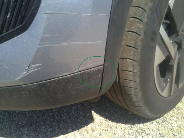 Peugeot 2008 Allure 1.2L (1199cc) gasoline 100 hp S&S, 6-speed manual 