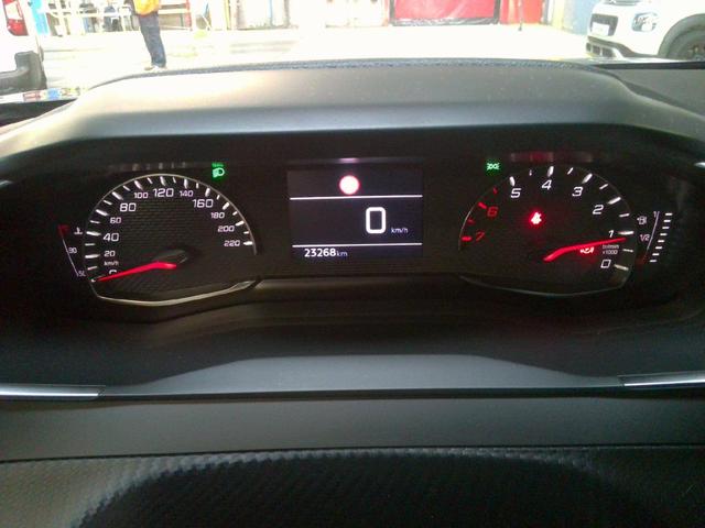 Peugeot 2008 Style 1.2 Essence 102hp BVM6 