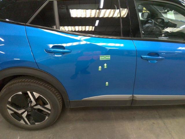 Peugeot 2008 GT 1.2L Hybrid (e-DCS6) 136 hp 