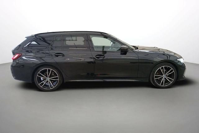 BMW 3er Touring 3 Serie M Sport 2.0L Turbo Diesel (320d) xDrive, 48V mild-hybrid, 8-speed automatic 
